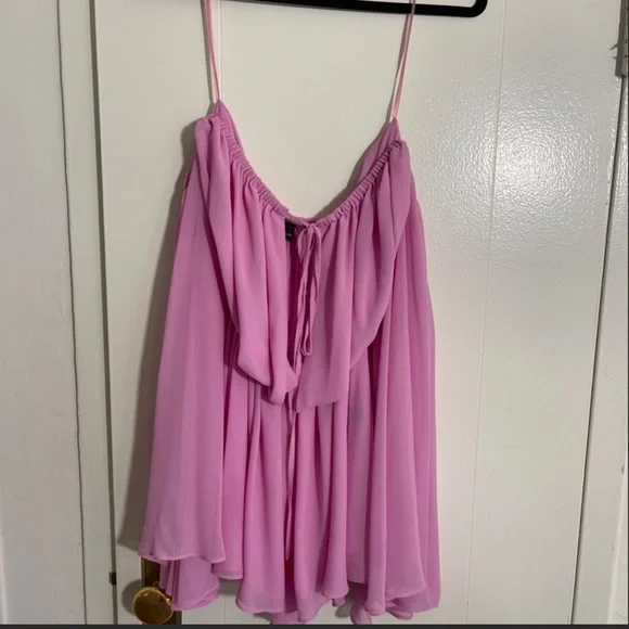 Pink Off-Shoulder Jumpsuit - Picture 4 of 8